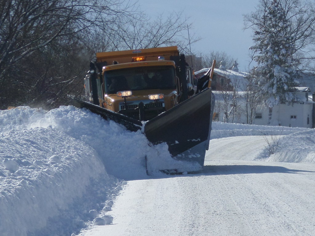 IH Plow Pics from Tug Hill NY Area - General Chat - Red Power Magazine