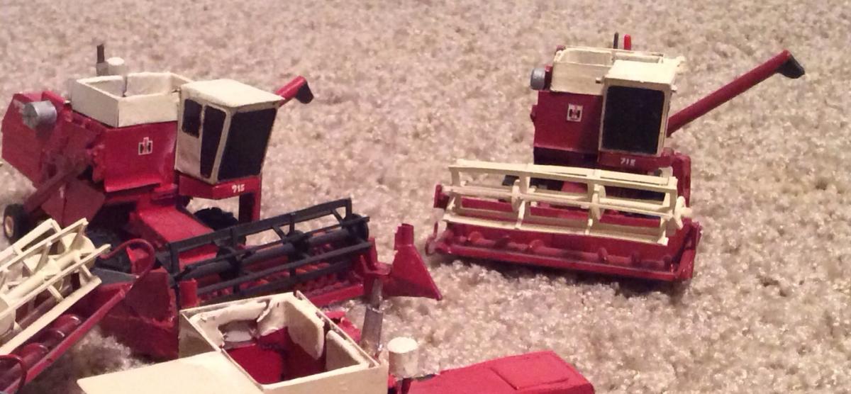 715 toy combine IH Toys, Memorabilia & Collectibles Red Power