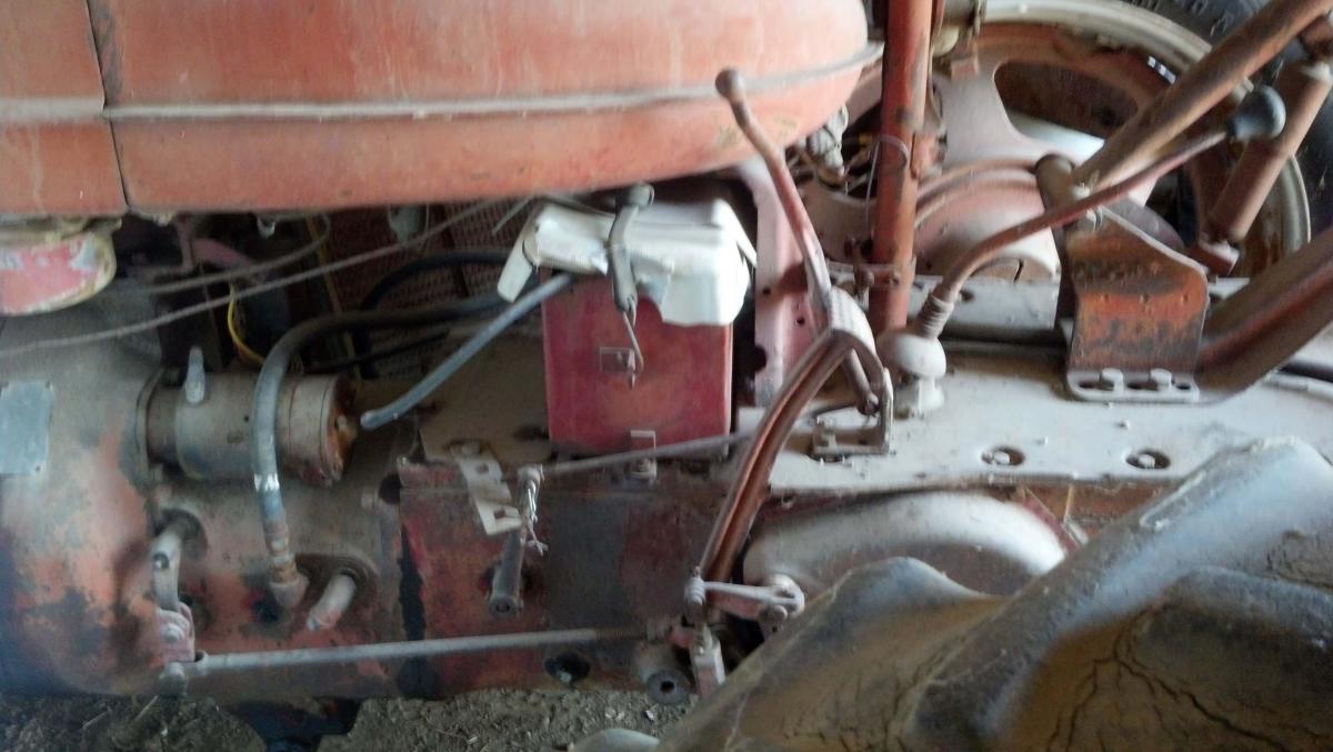 Help Identify.. part on Farmall M - General IH - Red Power Magazine