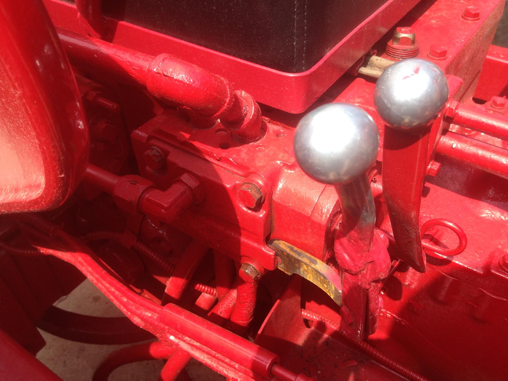 56 300U Loader and Bucket Leak Down Technical IH Talk Red Power Magazine Community