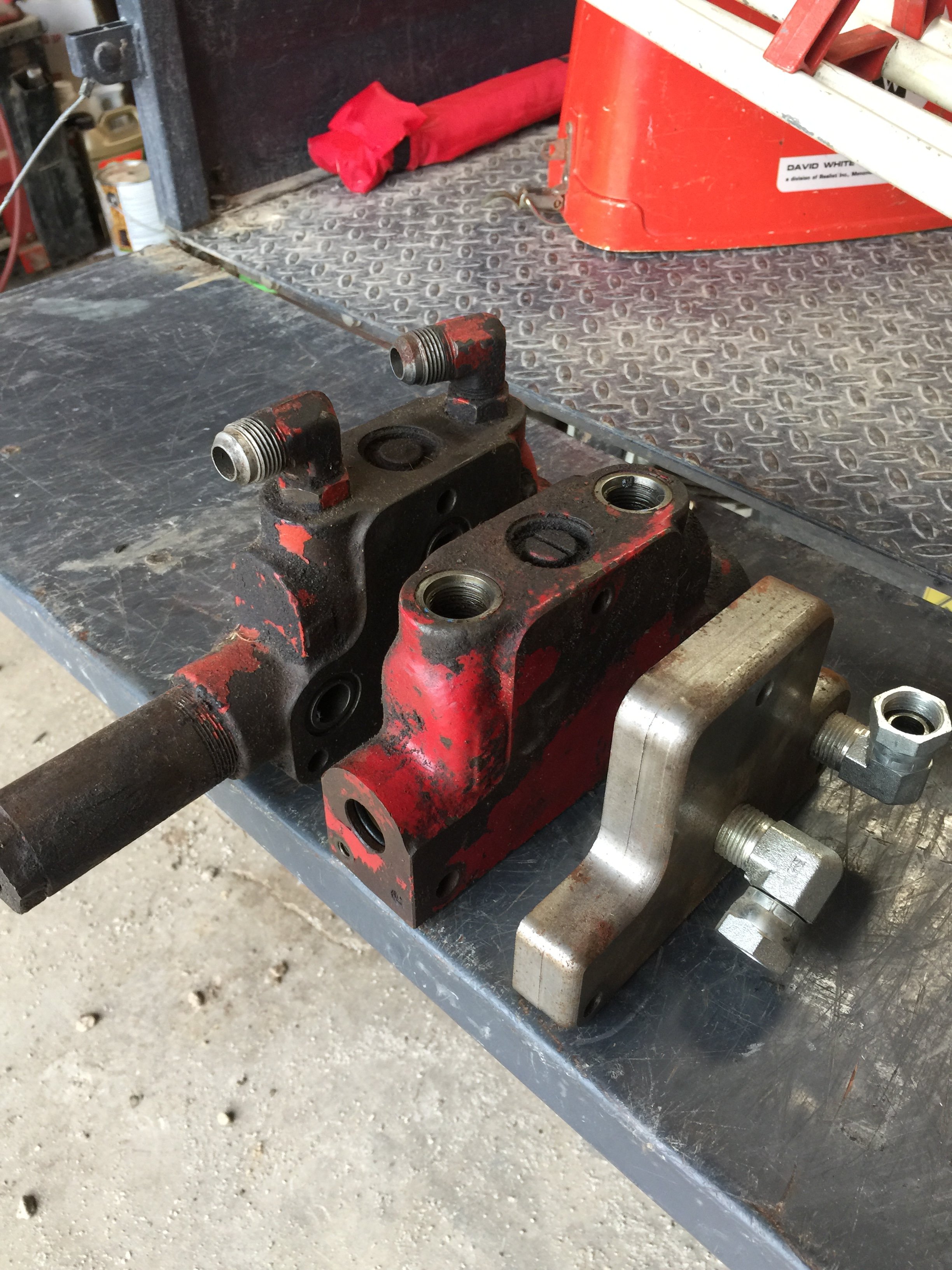Beyond Muscle: The Hydraulic Power Of Modern Jacks - 8xv53wu