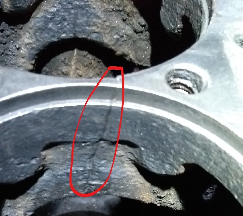Cracked block?.......advice please IH Engines Red Power Magazine
