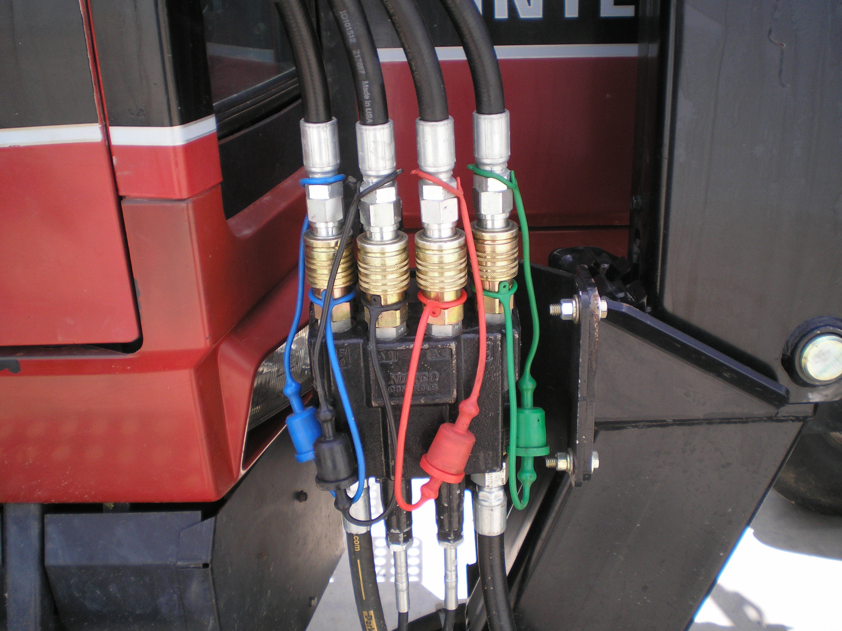 Loader for 5088 recommendations - Technical IH Talk - Red Power ...