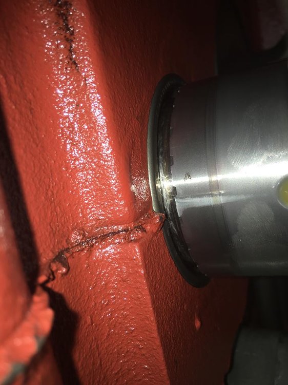 1066 surprises draining hydraulic oil Technical IH Talk Red Power