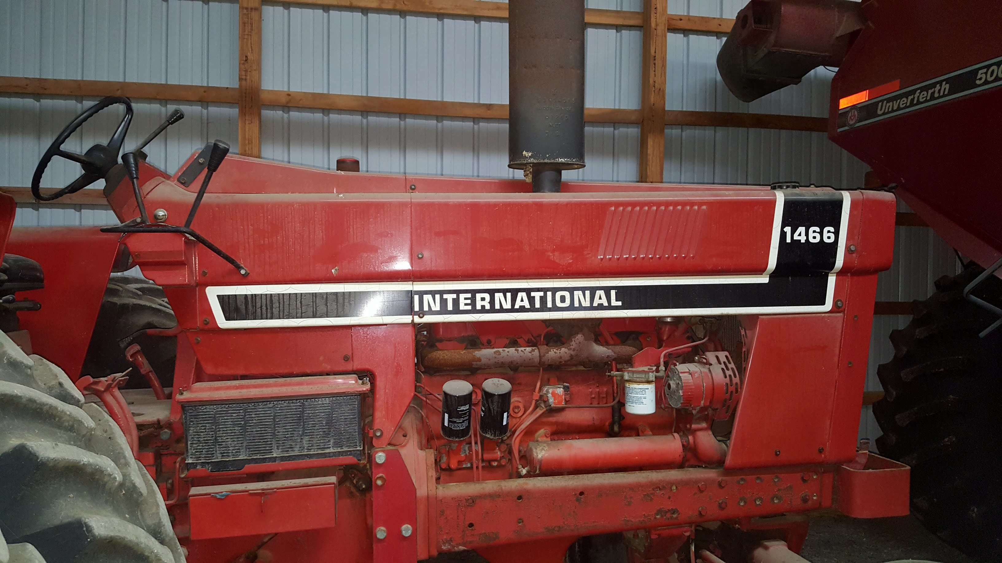 Nice original: IH 1466 Black Stripe - Technical IH Talk - Red Power ...