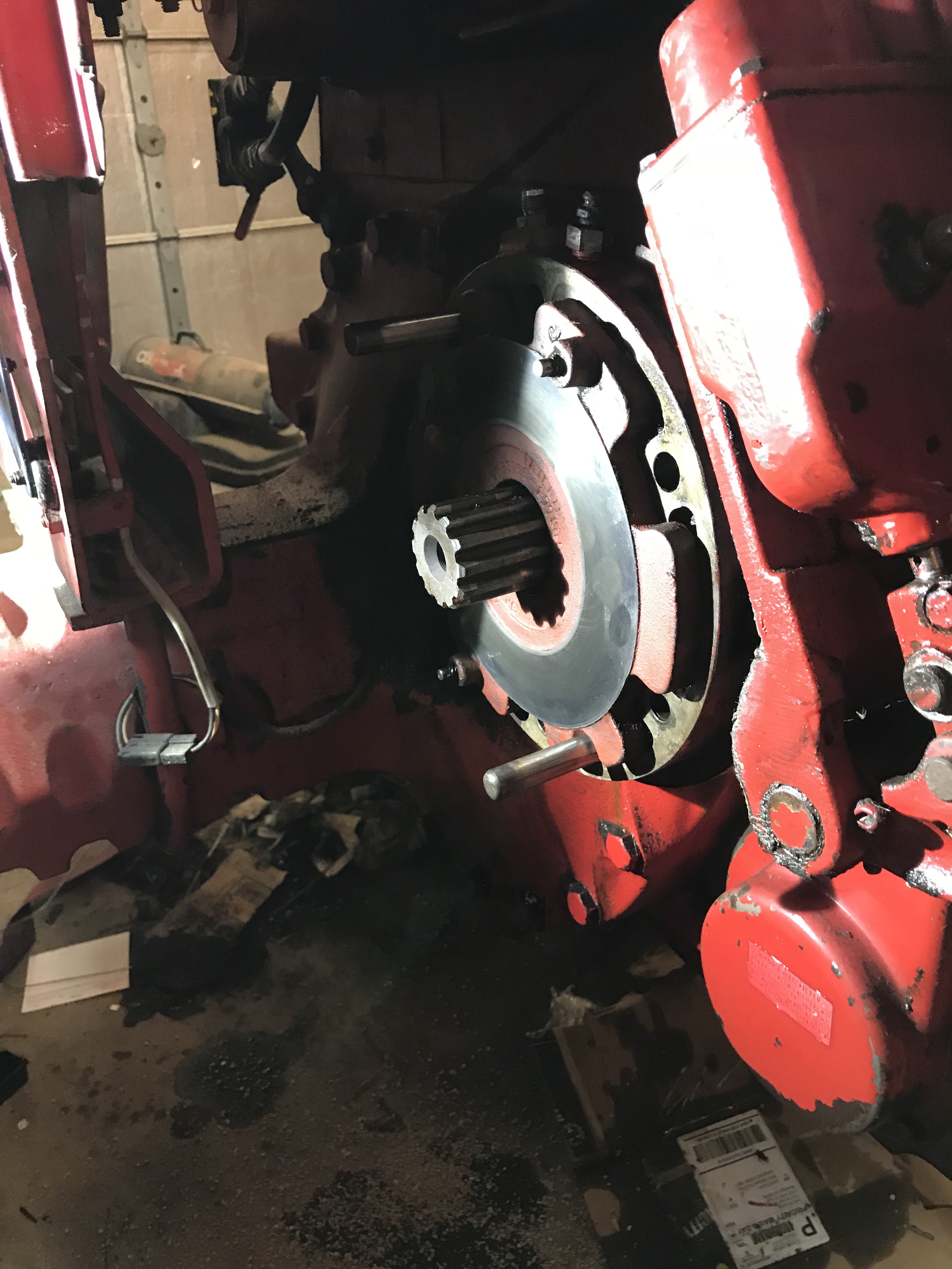 Changing brakes 0666 with pics. Technical IH Talk Red Power