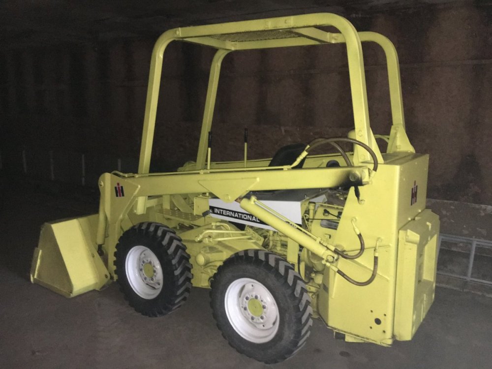 3200B Skid Loader Technical IH Talk Red Power Magazine Community