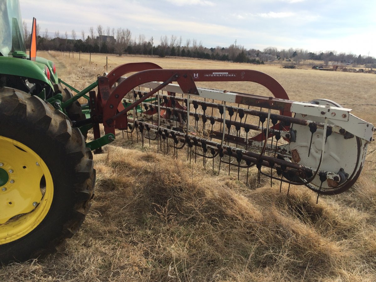 B-day present IH #9 hay rake - General Chat - Red Power Magazine Community