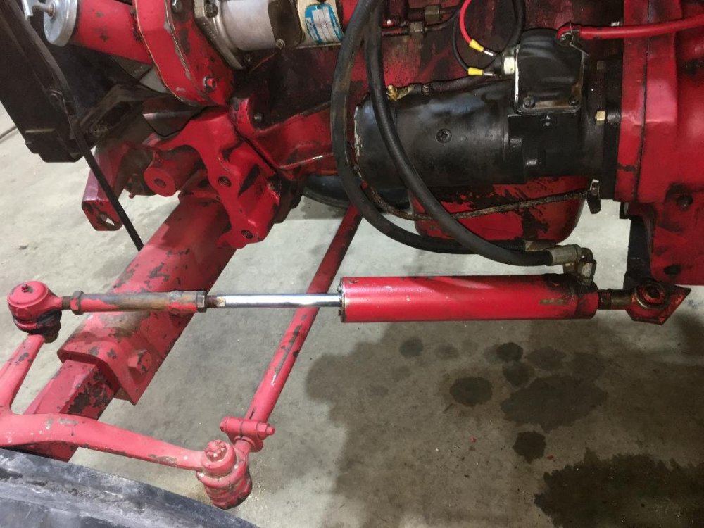 IH B414 Steering cylinder ID Projects, Builds, & Restorations Red