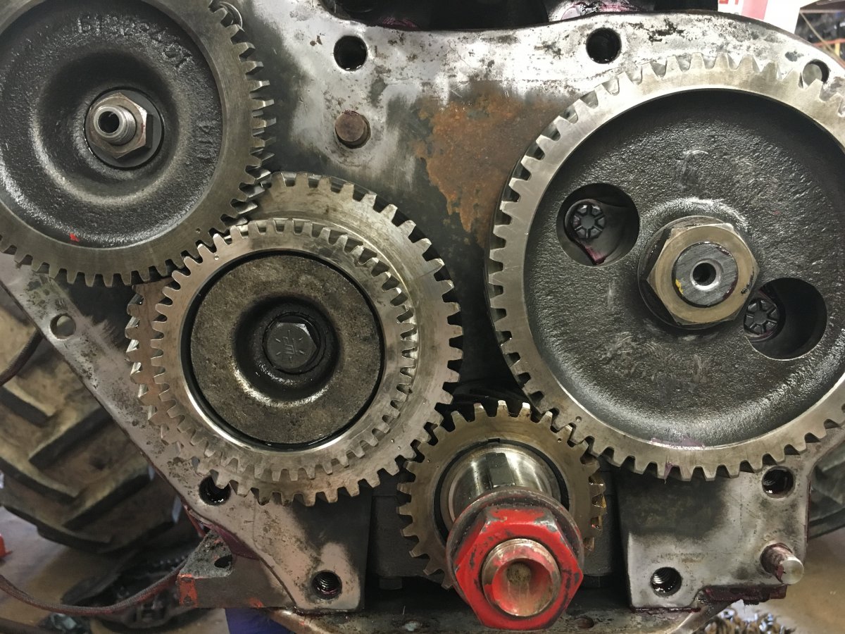 706 w/ a 282 Timing gear train failure Technical IH Talk Red Power