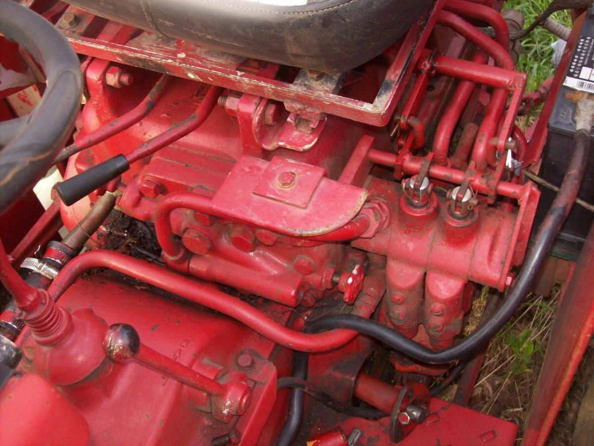 444 hydraulic problems Technical IH Talk Red Power Magazine Community