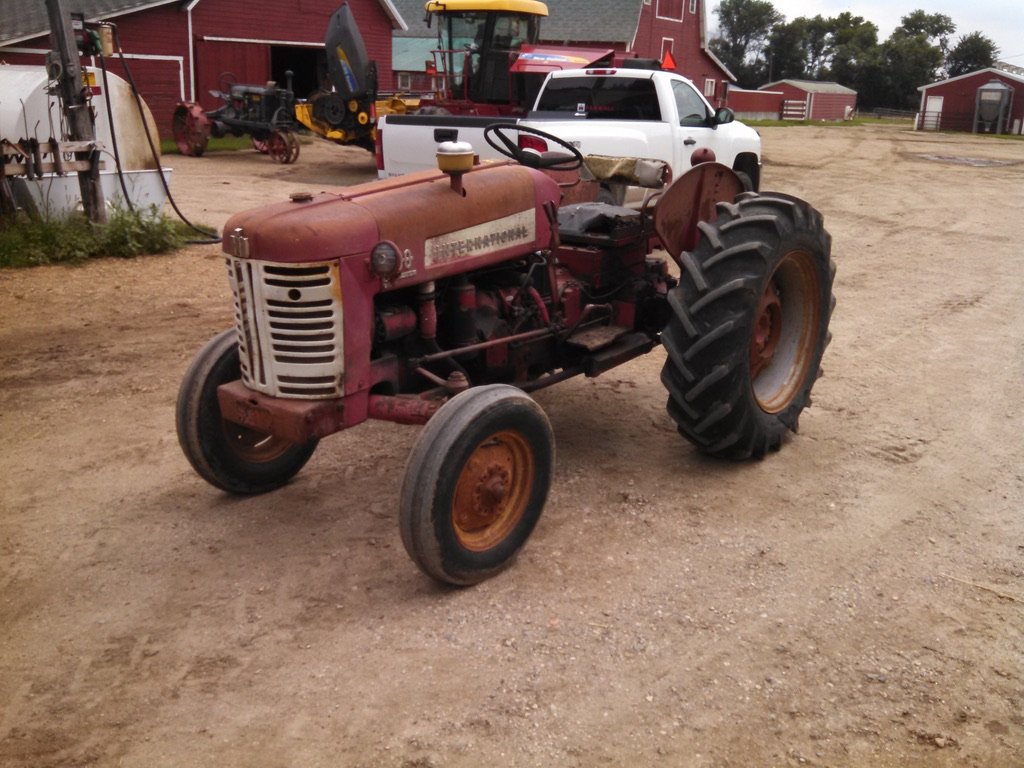 330 utility hydraulic pump noise Technical IH Talk Red Power