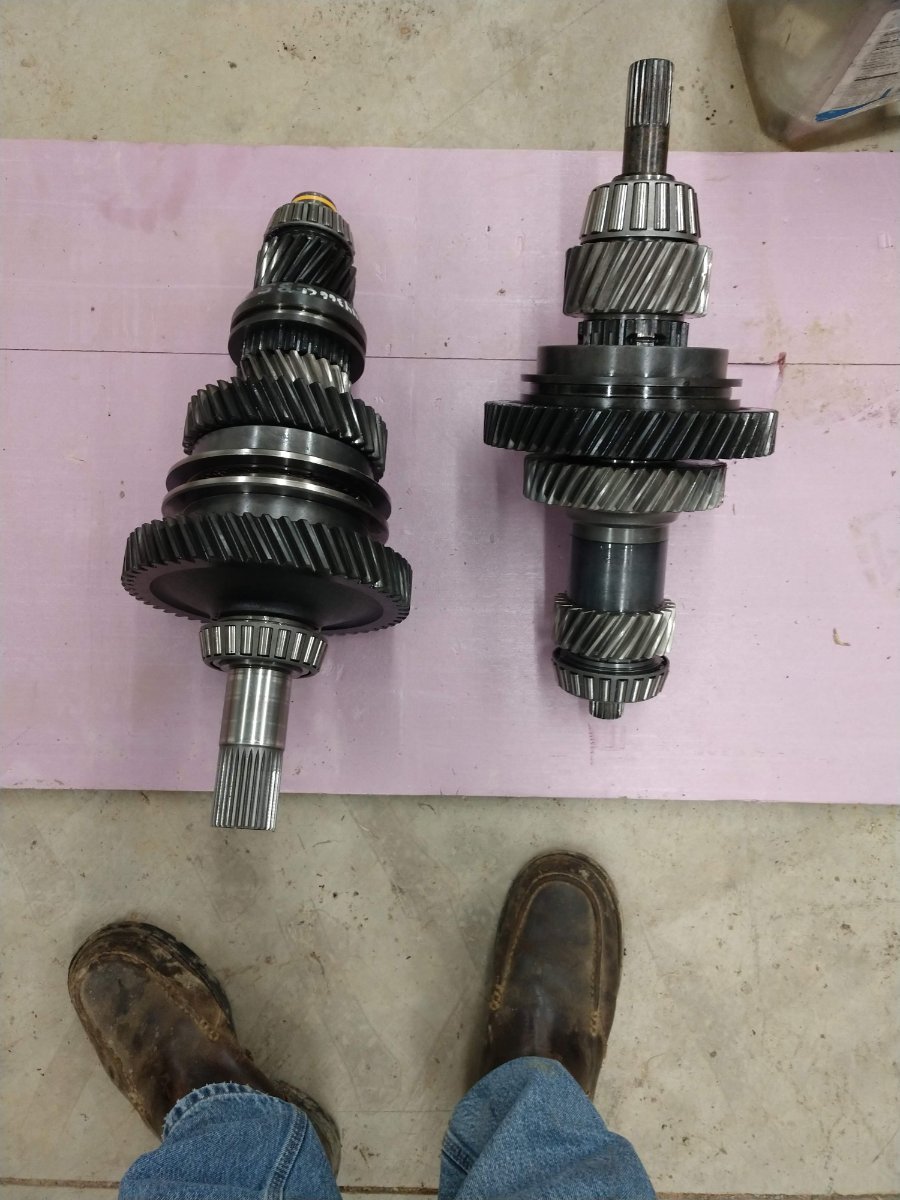 Replacing synchronizers on 5488 with range transmission on rear housing