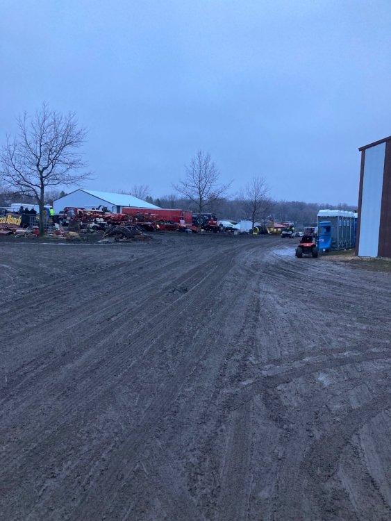 Lesueur, MN swap meet anyone? General Chat Red Power Magazine Community