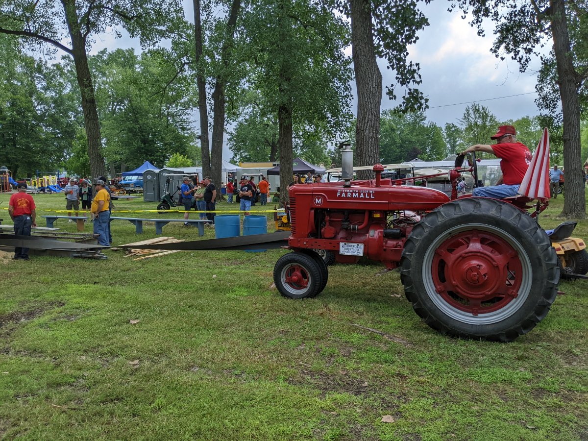 Tractor show in Newport MI General Chat Red Power Magazine Community