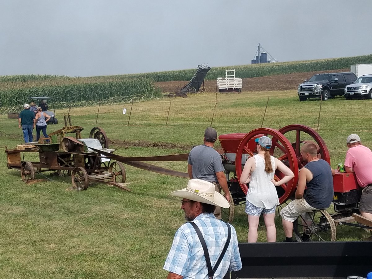 Mid Iowa Antique Power Show Page 2 General Chat Red Power