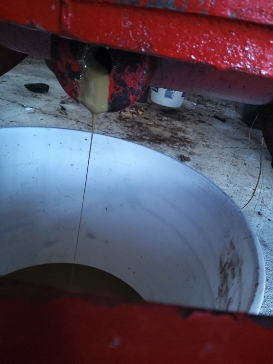 Best way to flush a gearbox? Technical IH Talk Red Power Magazine