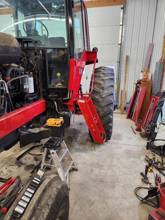 K&M steps on 50 series Technical IH Talk Red Power Magazine Community