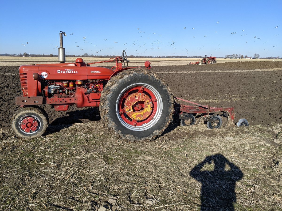 B450 Shipped to North America - Technical IH Talk - Red Power Magazine ...