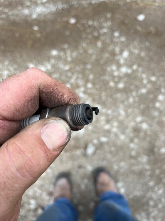 What causes this exactly (spark plug problems)? General Chat Red