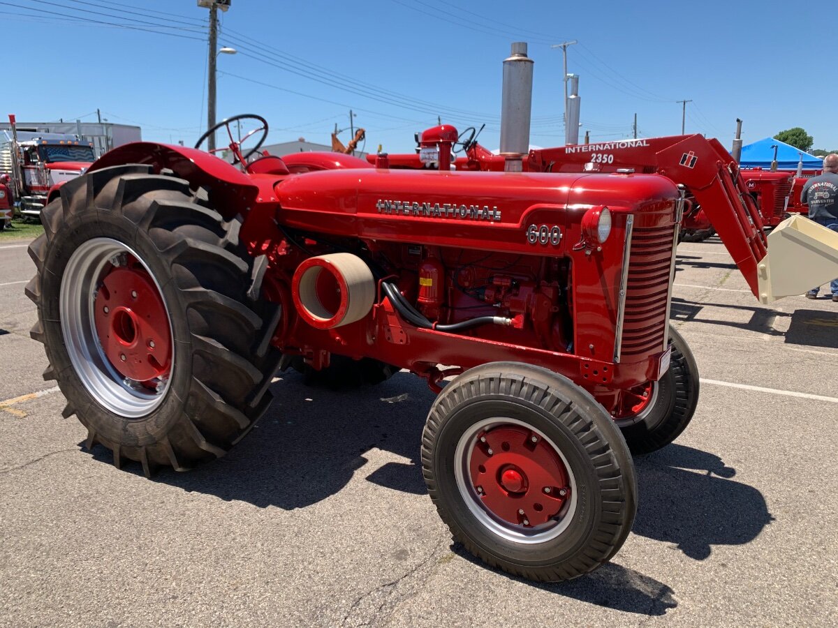 650 L.P. - General Chat - Red Power Magazine Community