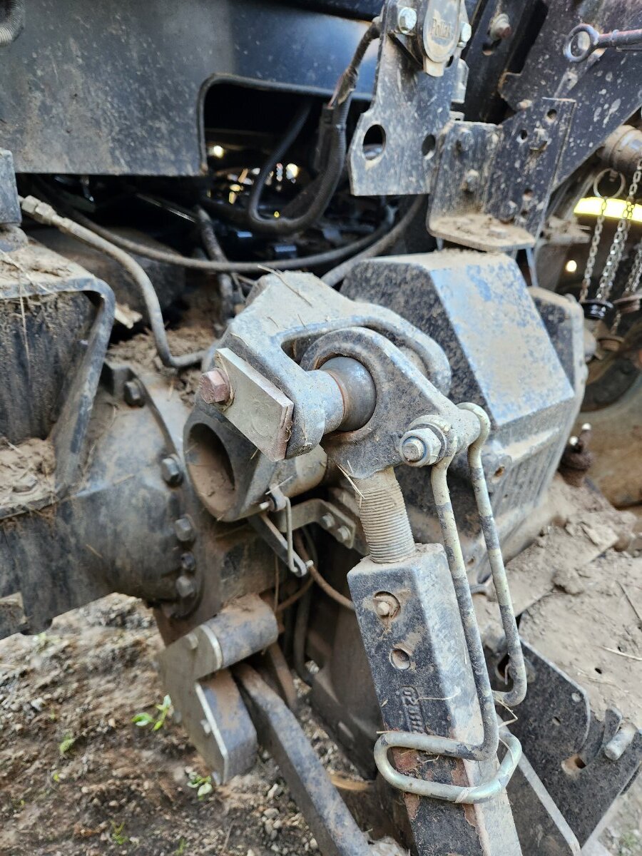 mccormick-mtx-120-3pth-lifting-issues-technical-ih-talk-red-power