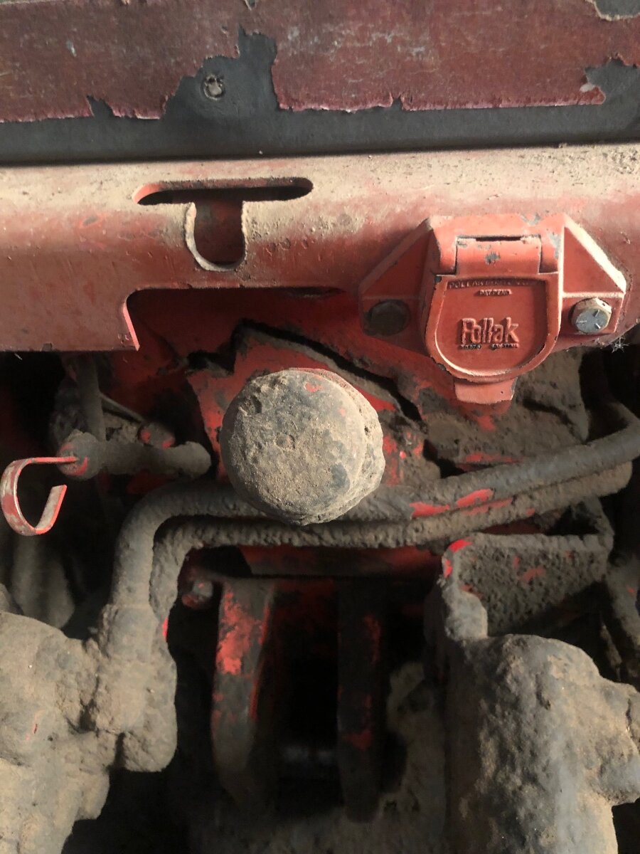 ATTACHMENT コート 1 backlash RIPVANWINKLE 1486 Breaks Rear Frame Cover - Technical IH Talk - Red Power