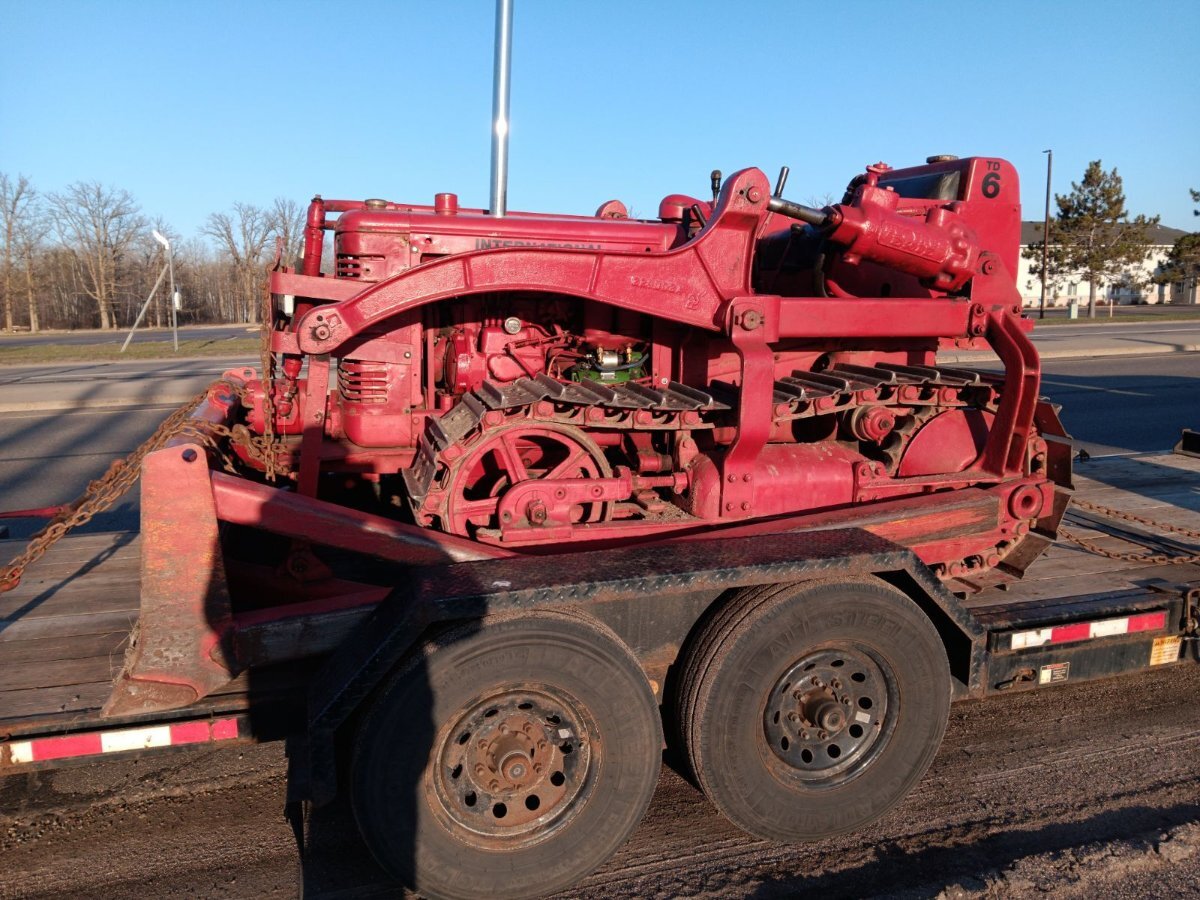 TD6 Bucyrus Erie blade change? IH Construction Equipment Red Power