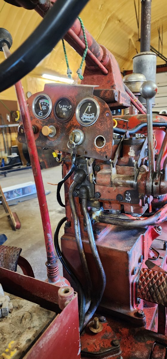 300 Instrument panel color? - Technical IH Talk - Red Power Magazine ...