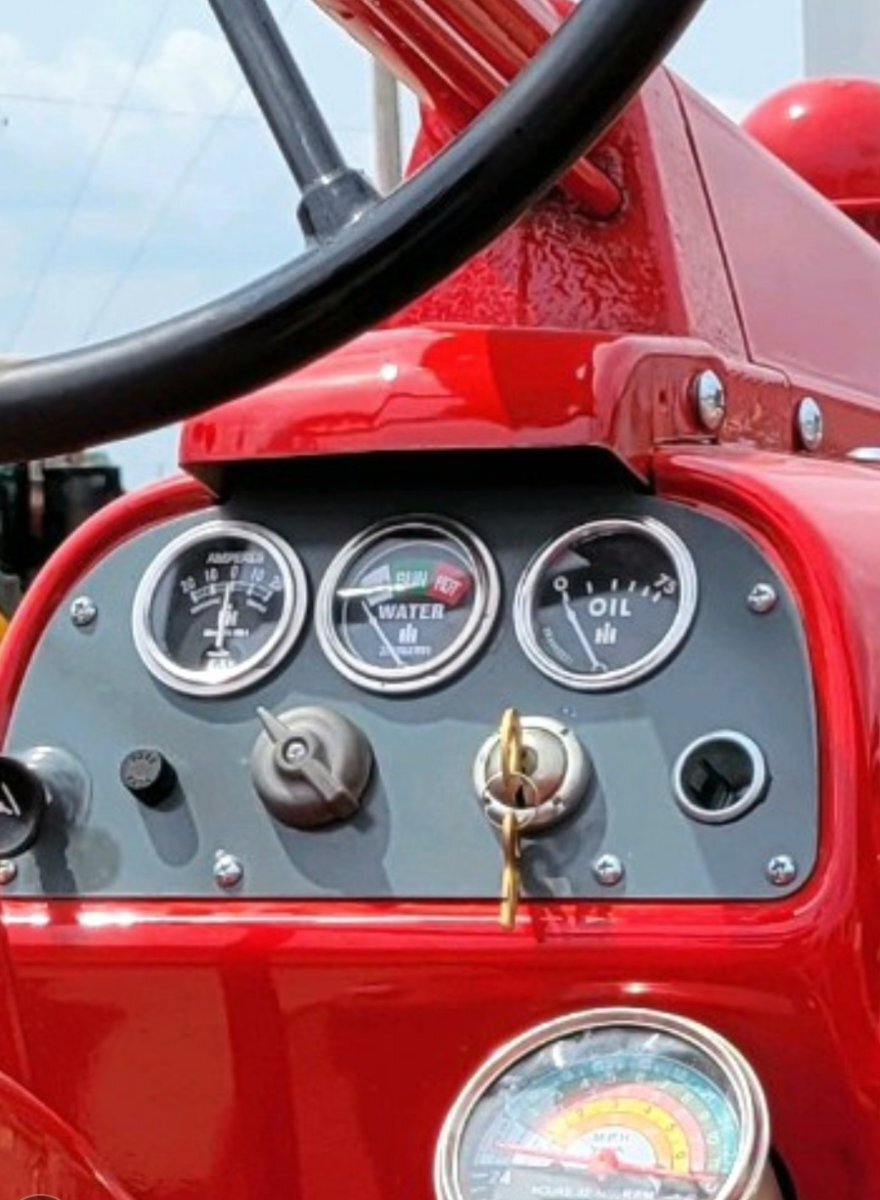 300 Instrument panel color? - Technical IH Talk - Red Power Magazine ...