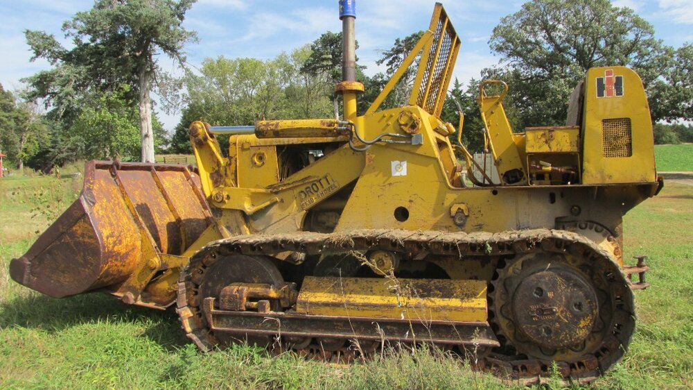 IH Drott skid loader - IH Construction Equipment - Red Power Magazine ...