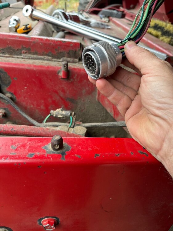 1680 Header Height Control - Technical IH Talk - Red Power Magazine ...