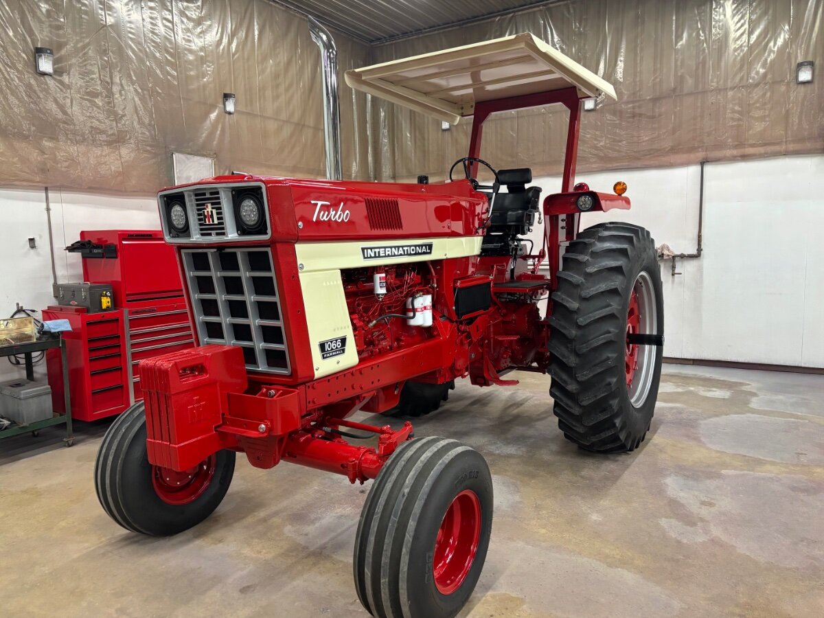 1066 returns to farm after 43 years - Projects, Builds