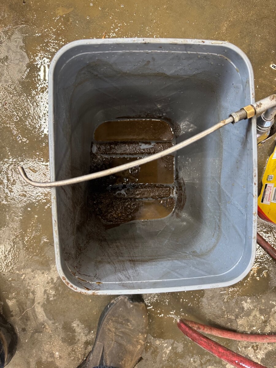 Removing rust from cast iron radiator tanks - Page 2 - Technical IH ...