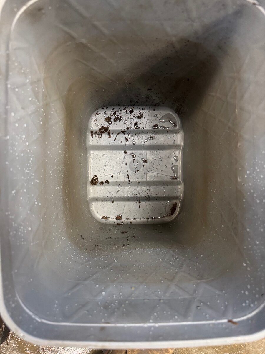 Removing rust from cast iron radiator tanks - Page 2 - Technical IH ...