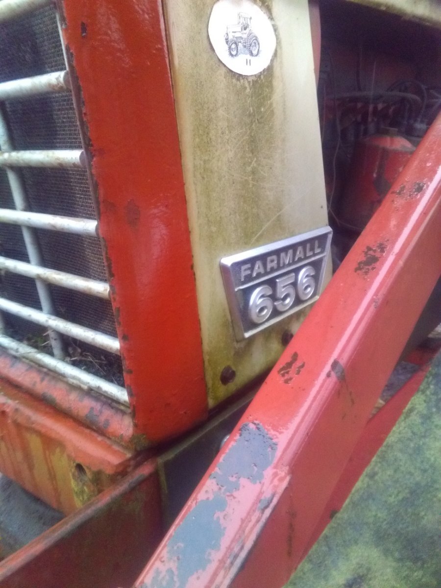 656 Hydro with cab, can you fit a loader? - Technical IH Talk - Red ...