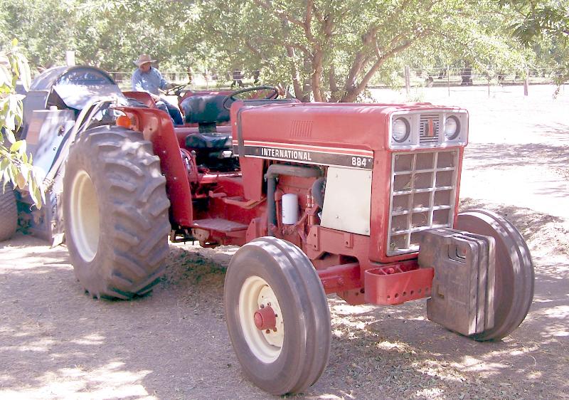 Qs about 884 tractor - Technical IH Talk - Red Power Magazine Community